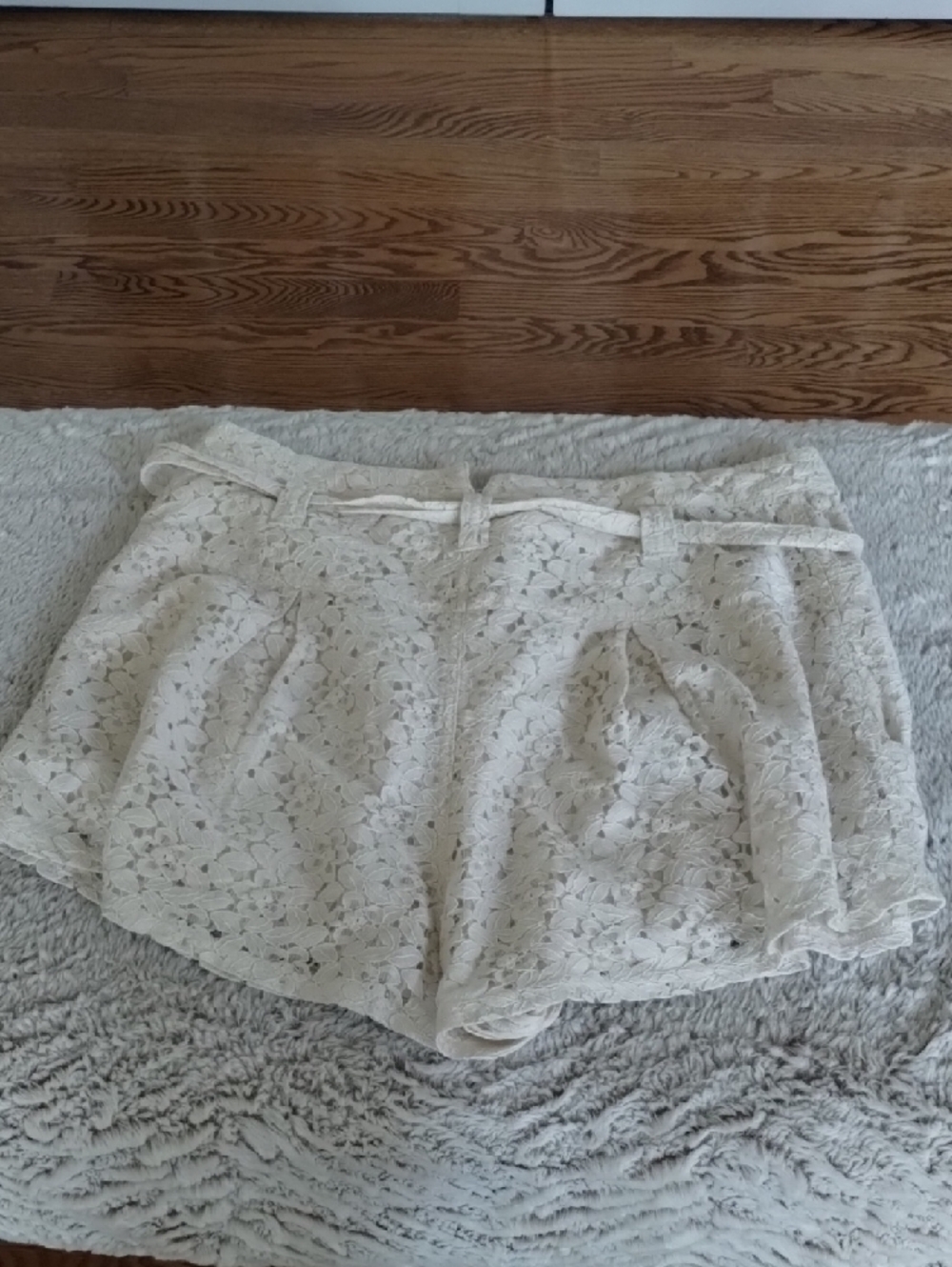 Free People Cream Lace Overlay Women's Shorts - Picture 9 of 16